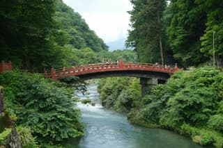สะพานชินเคียว