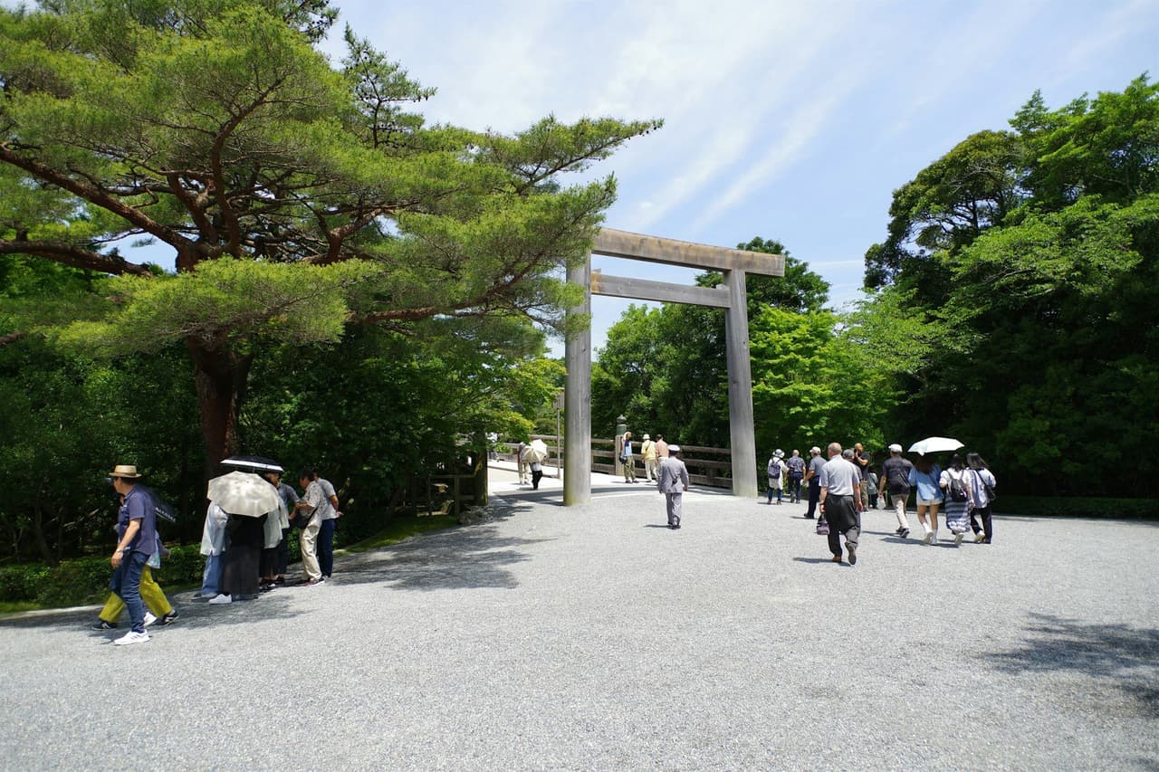 ศาลเจ้าอิเสะ (Ise Jingu)